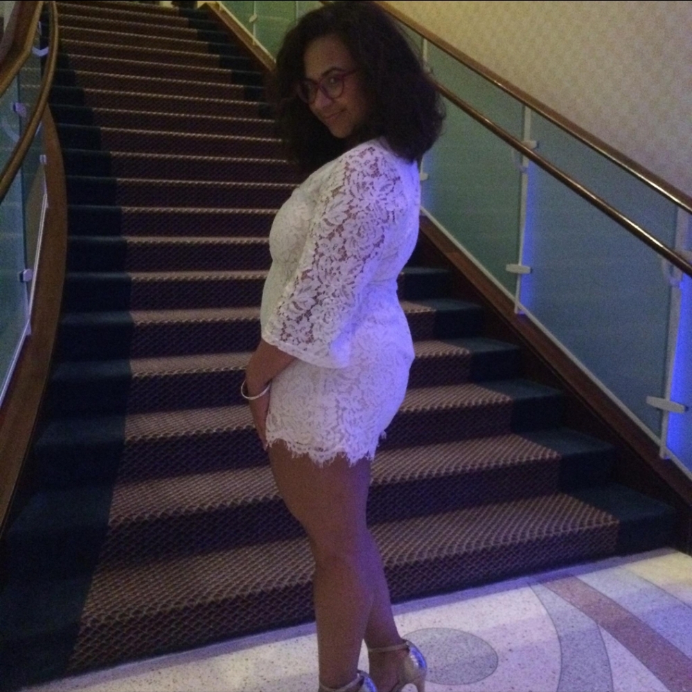 Chic Lace Shorts Jumpsuit - Picture 6 of 6